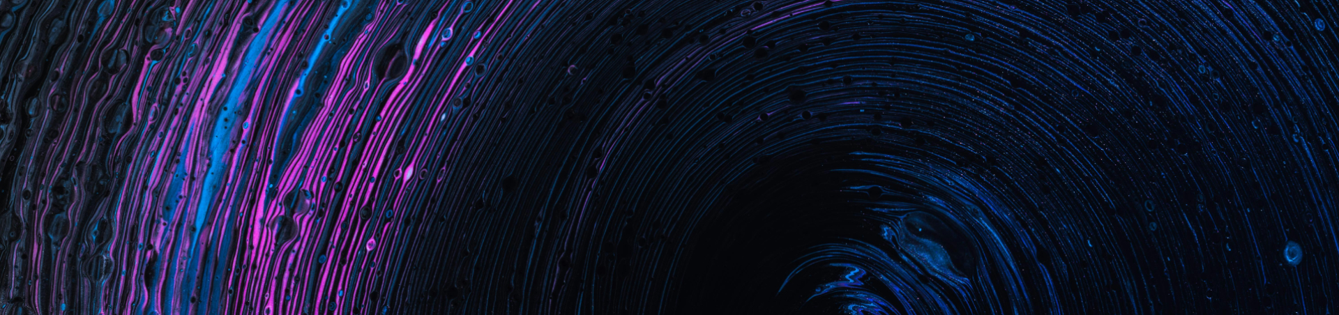 Blue and Magenta Swirls concentric circle rings