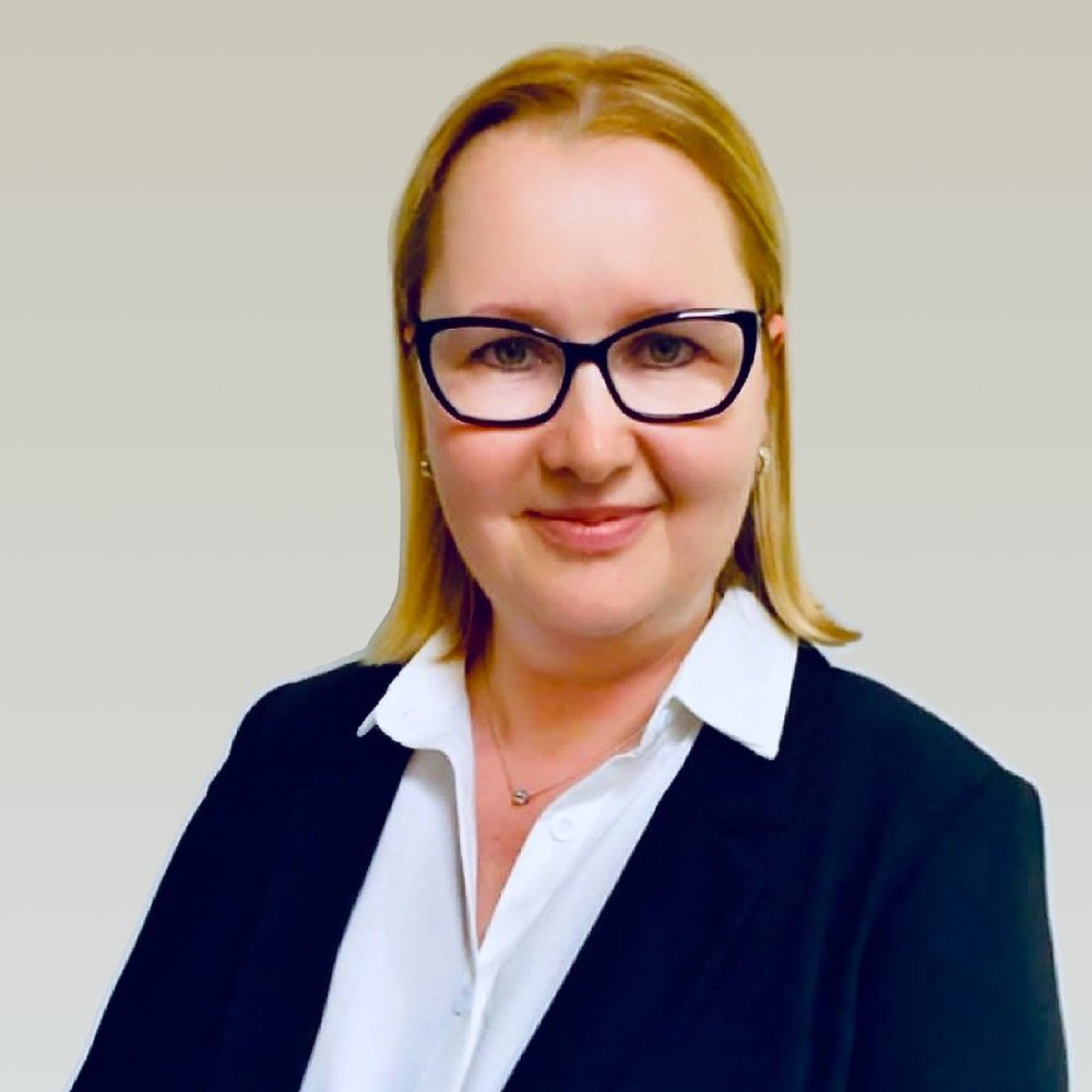 Lucy Saddleton Managing Editor